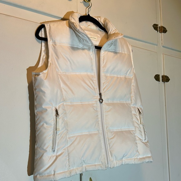 Maurices White Puffy Vest - Picture 5 of 14